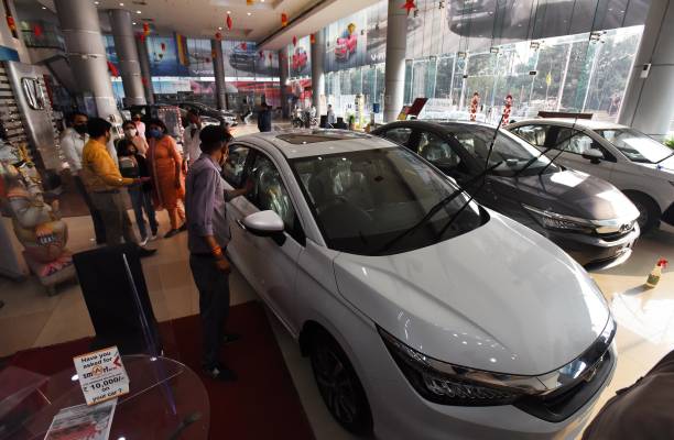 Maruti, Toyota, M&M remain bullish on long term growth of used car business