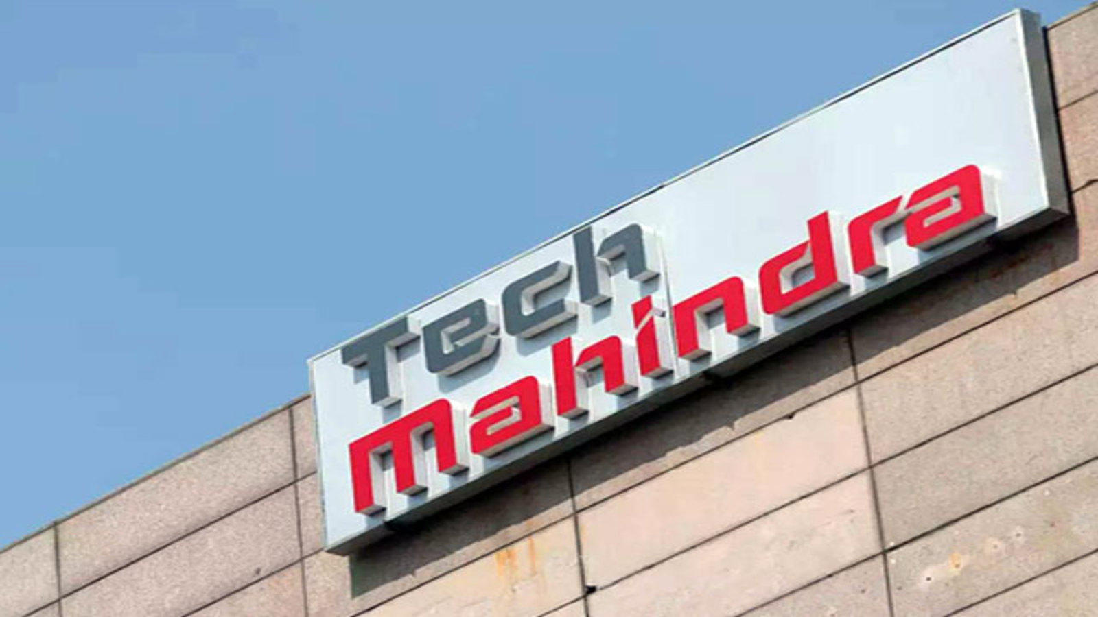 Mahindra & Mahindra Rating: buy; Quarterly results above estimates