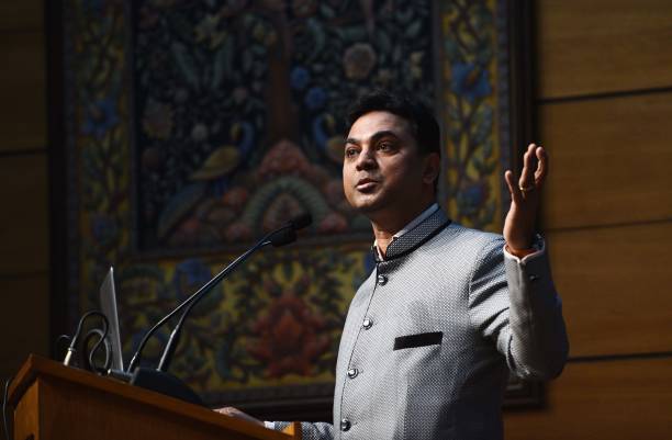 Disinvestment target of FY22 achievable; LIC IPO to bring in Rs1 lakh cr: CEA