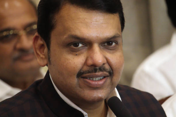 Devendra Fadnavis demands arrest of police officer involved in Ambani bomb threat probe