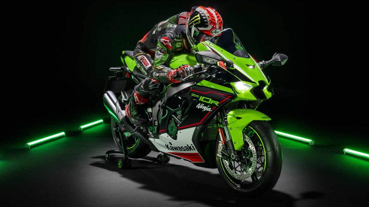 2023 Kawasaki Ninja ZX-10R launched in India: Priced at Rs 15.99 lakh