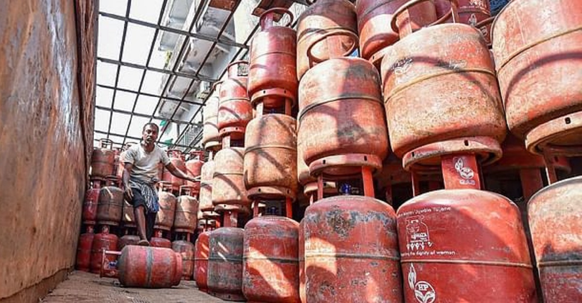 LPG Price hiked by Rs 50 per cylinder
