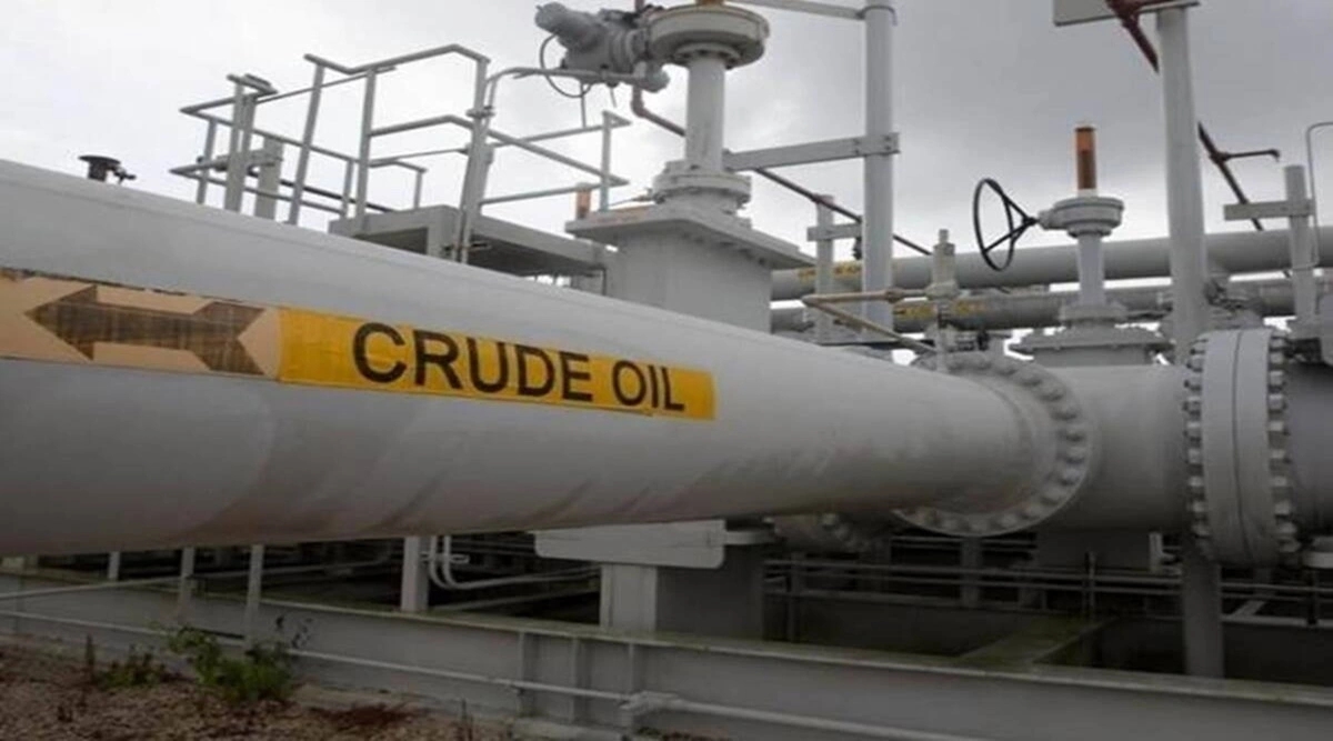 Crude oil demand to rise on US winter storm, falling Russia exports; wait for breakout above Rs 6620/bbl