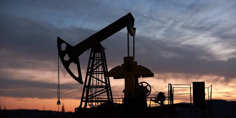 Commodity Corner: Oil surges on Middle East tensions; gold slips, dollar strengthens