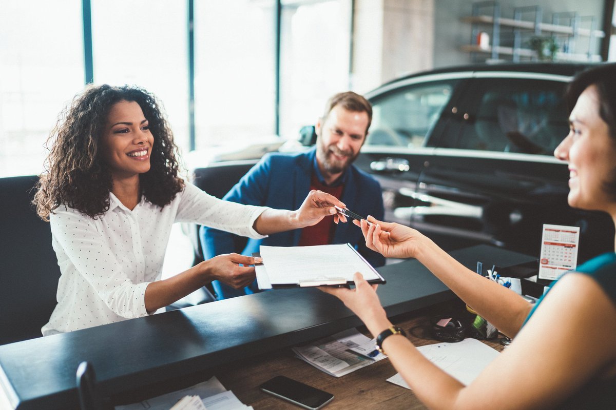 Should you take a car loan or a personal loan to buy a car? Compare interest rates