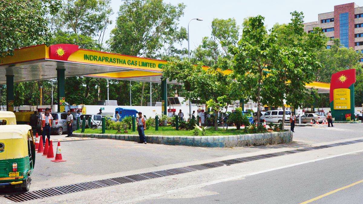 Gas Utilities: Cheaper supplies limit risk of a price freeze