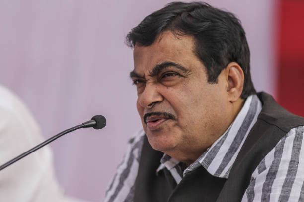 Delhi-Meerut Expressway: Gadkari unhappy with poor road-side amenities