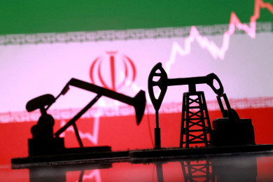 Iranian oil is offered to India at premium to Brent, sources say