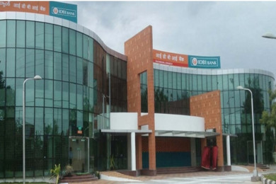 Centre set to relaunch IDBI Bank privatisation after bids miss reserve price: Report