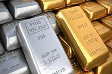 Gold rate today: Yellow metal trades flat, silver slips below Rs 63,000  